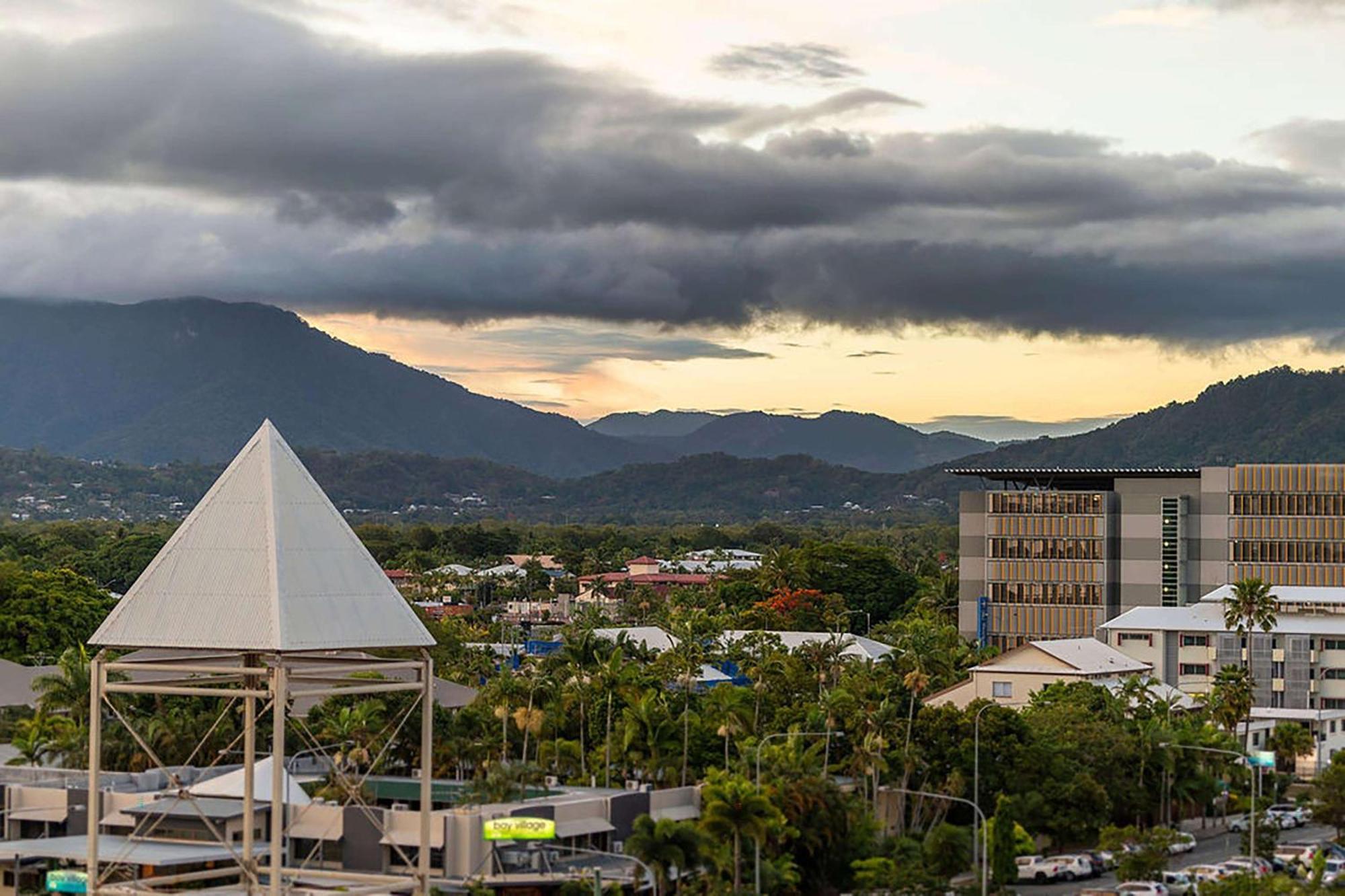 Rydges Esplanade Resort Cairns Dış mekan fotoğraf